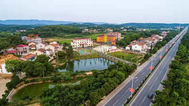 开云 开云体育平台清研智观 农业农村部:提升乡村基础设施建设和公共服务质量(图1) 开云 开云体育平台清研智观 农业农村部:提升乡村基础设施建设和公共服务质量(图1)