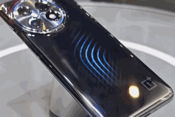 AR、快充、概念机频发开云 开云体育平台中国厂商集体回归秀肌肉 MWC2023(图4)