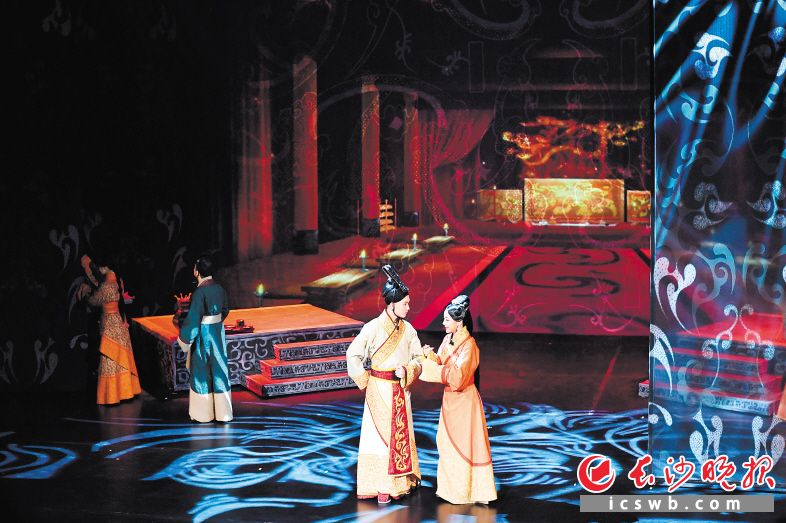 开云 开云体育APP抢抓国家文化数字化战略机遇 推动马王堆汉文化在世界“出圈”“出彩”(图1) 开云 开云体育APP抢抓国家文化数字化战略机遇 推动马王堆汉文化在世界“出圈”“出彩”(图1)