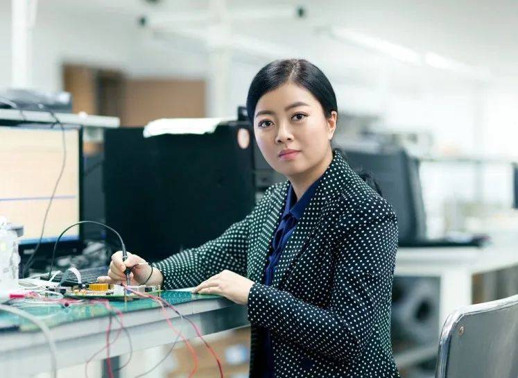 中国通信行业十大杰出女性看看你认识几个？开云 开云体育APP(图9)