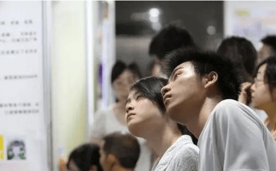 Kaiyun 开云这三个专业已经“烂大街”就业机会非常渺茫建议谨慎选择(图3)