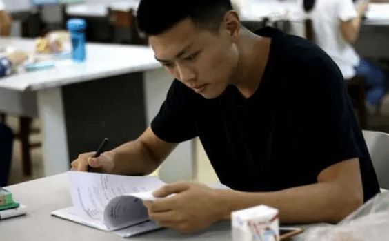 Kaiyun 开云这三个专业已经“烂大街”就业机会非常渺茫建议谨慎选择(图6)