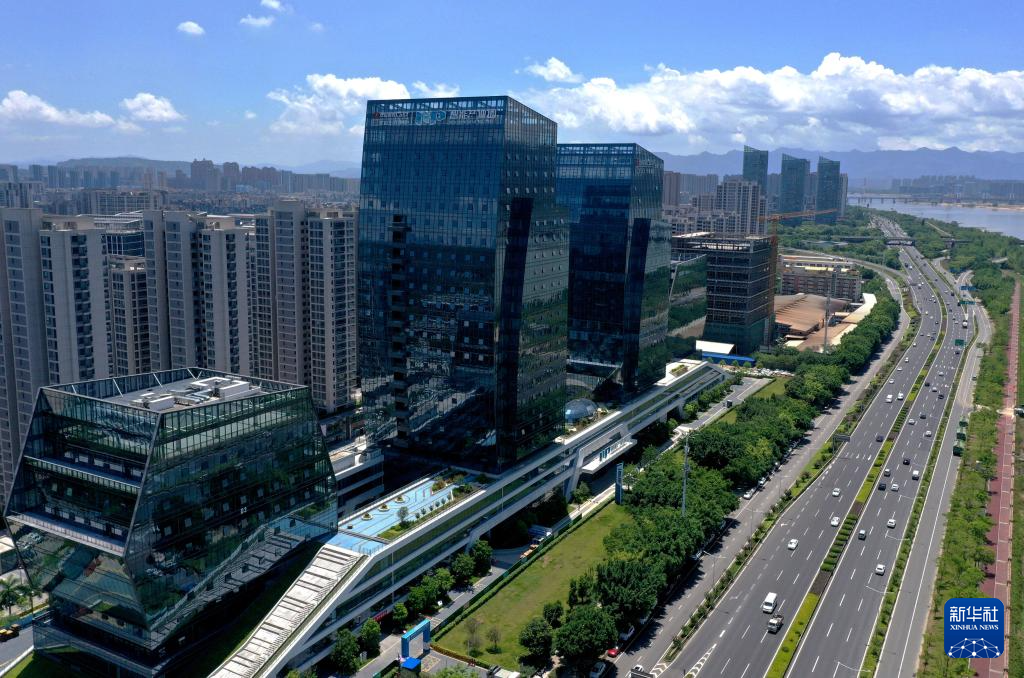 开云体育 Kaiyun.com 官网入口锚定现代化 改革再深化丨福州仓山：数字赋能 打造智能产业新高地(图1)