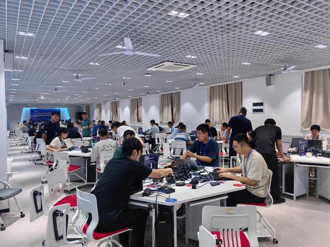 2024年山东省第八届职工职业技能大赛网络与信息安全管理员比赛决赛在枣庄举办开云APP 开云官网入口(图5)